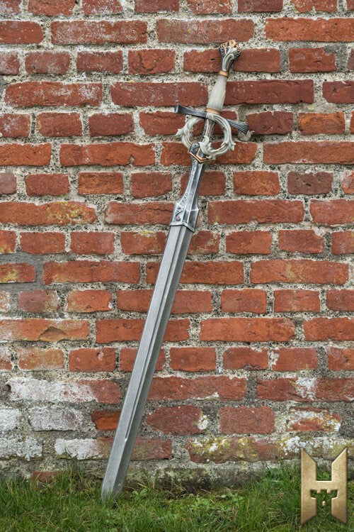 Foam Highborn Sword