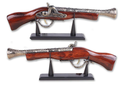 17" Blunderbuss Model with Stand